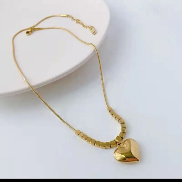 18K Gold Plated Hip-hop Style Heart Pendant Necklace Clavicle Chain - Picture 11 of 12